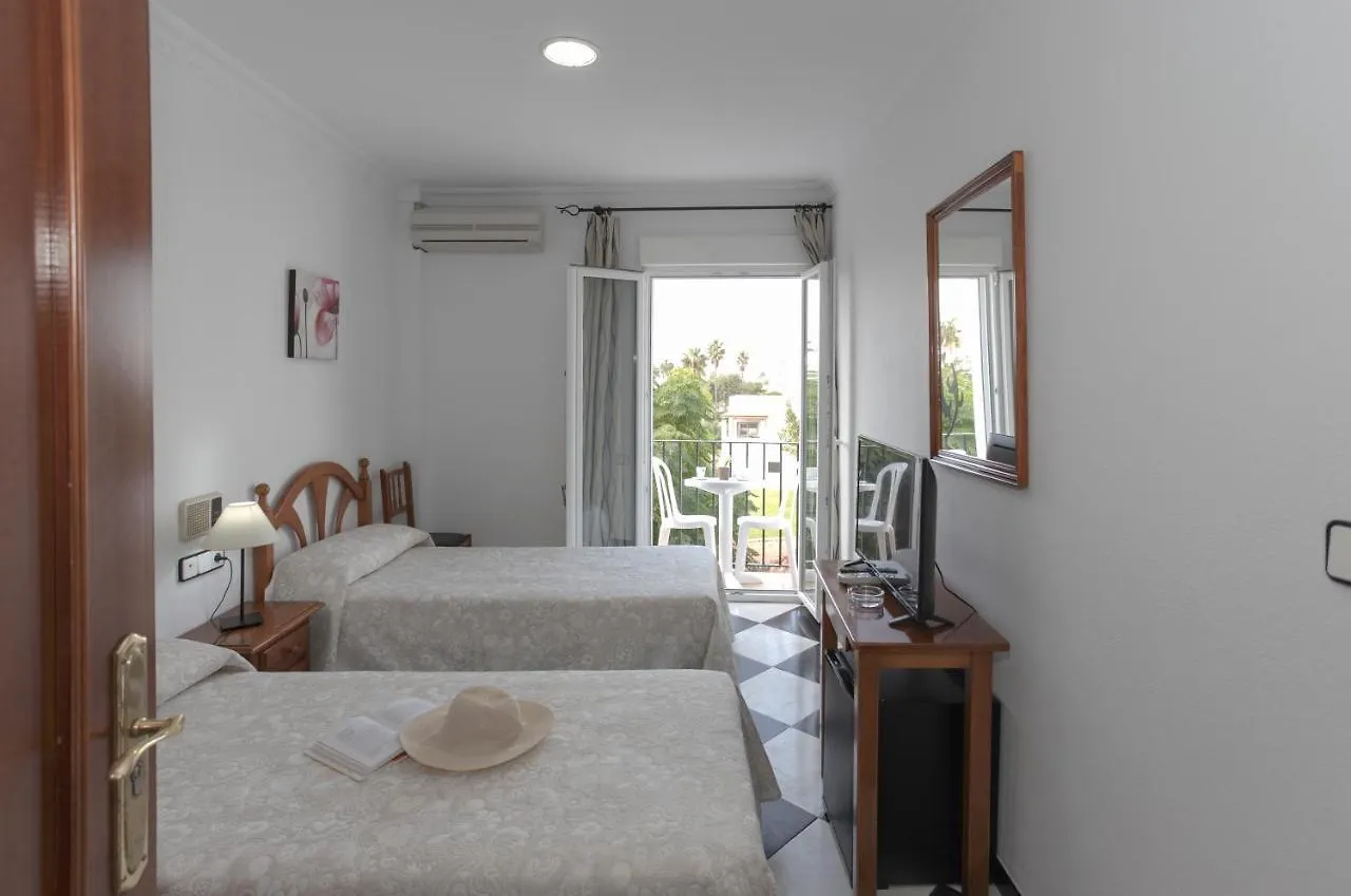 Hotel Oasis Conil De La Frontera