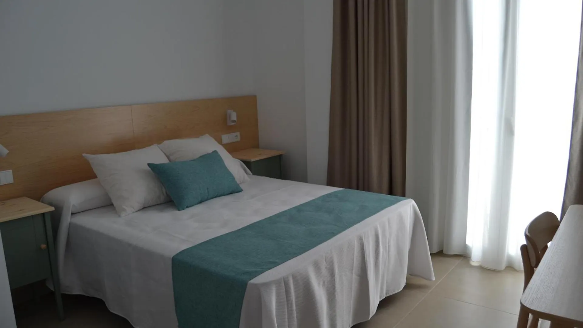 Hotel Oasis Conil De La Frontera