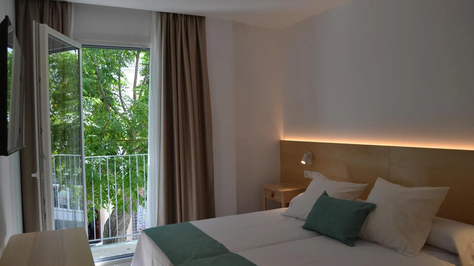 Hotel Oasis Conil De La Frontera Spanien