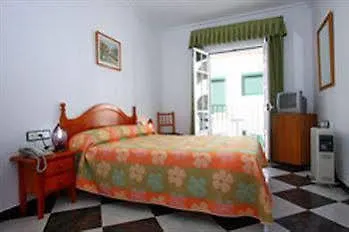 Hotel Oasis Conil De La Frontera