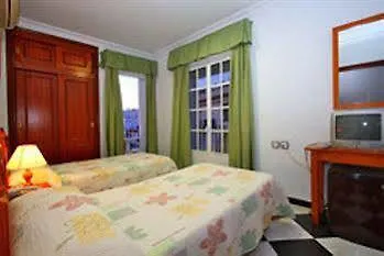 Hotel Oasis Conil De La Frontera