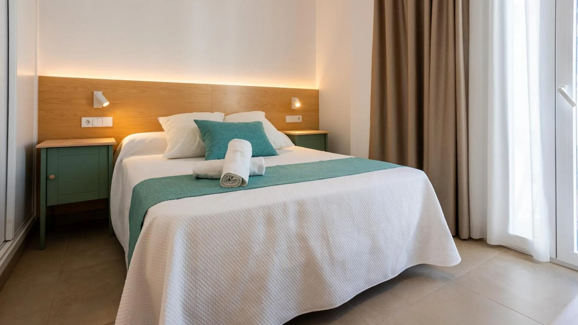 Hotel Oasis Conil De La Frontera